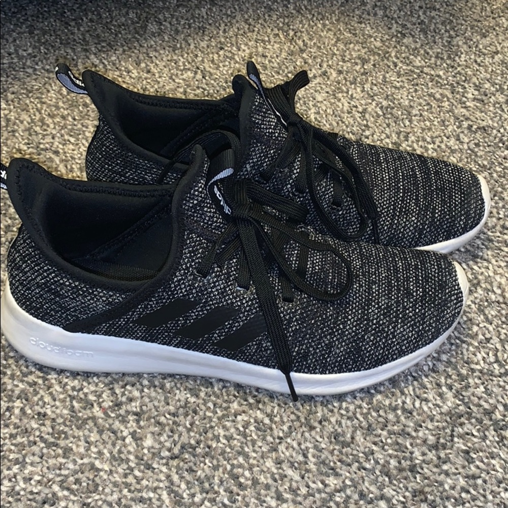 Adidas Cloudfoam